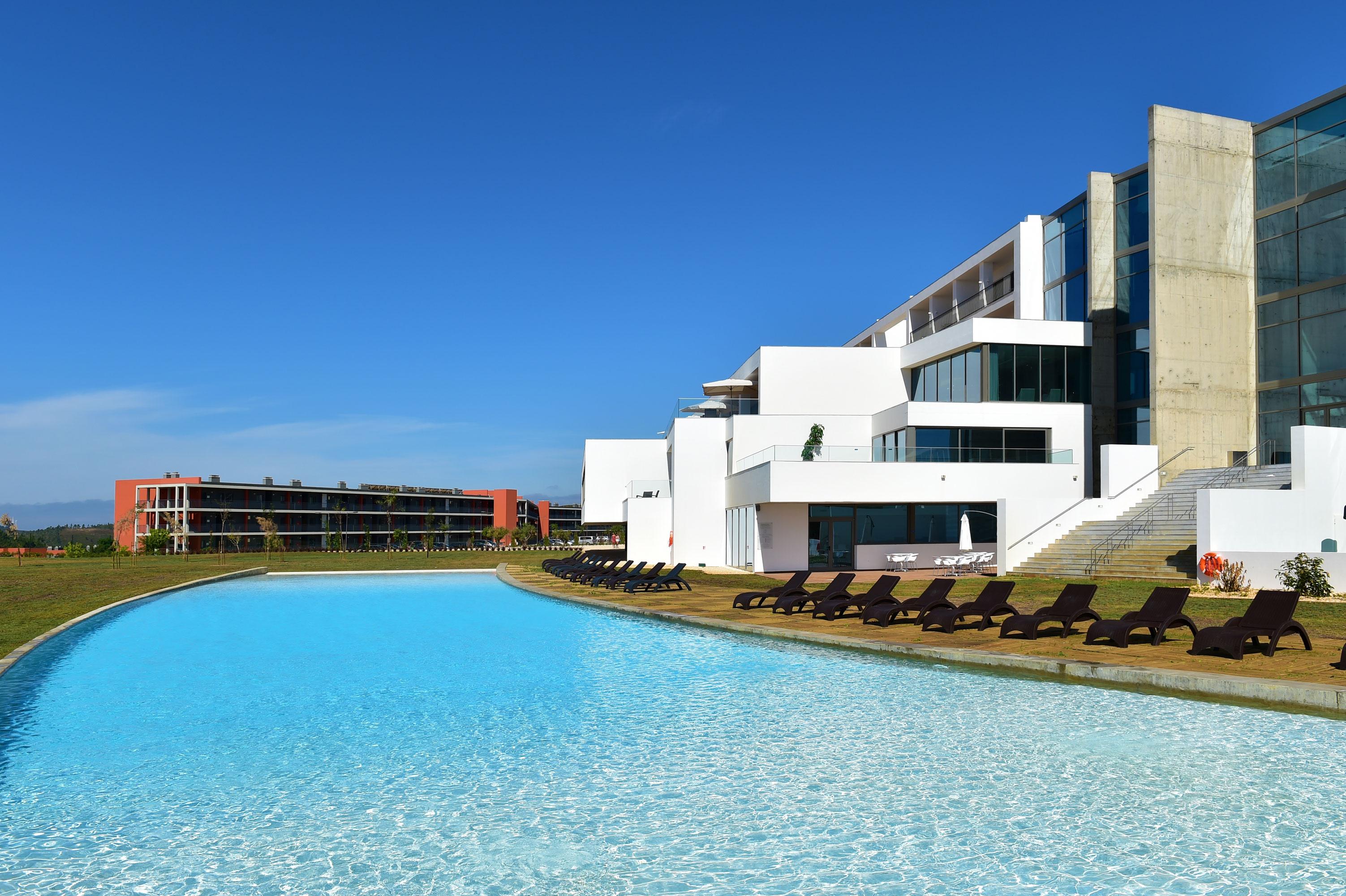 Algarve Race Resort - Hotel Montes de Cima Екстериор снимка
