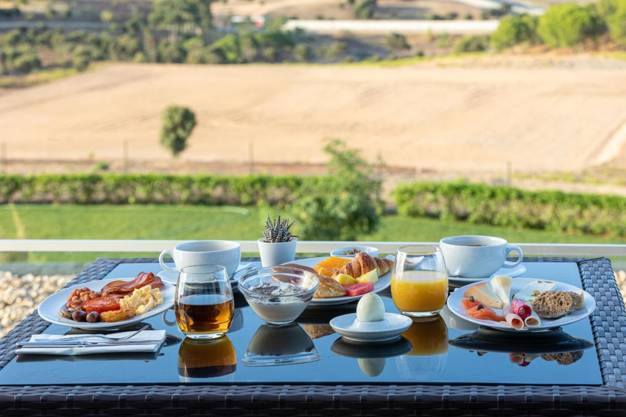 Algarve Race Resort - Hotel Montes de Cima Екстериор снимка